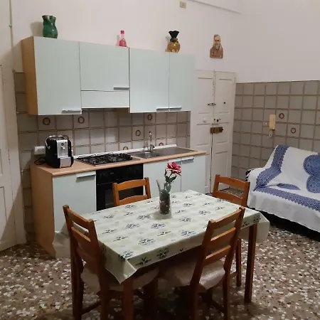 Alloggio Peroscia Apartment Monopoli