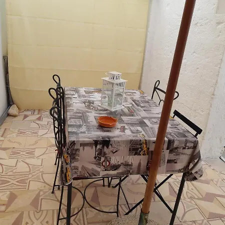 公寓 Alloggio Peroscia 莫诺波利